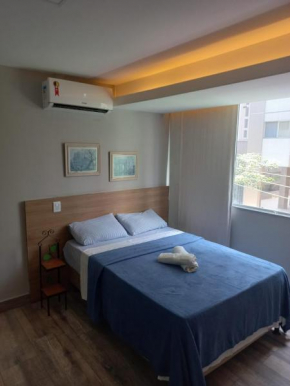 Flat Beverly Hills 101B